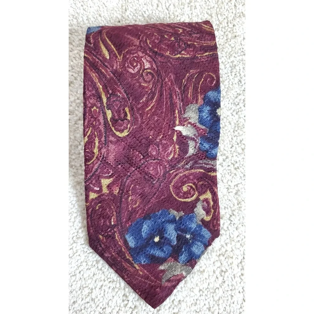 Villa Bugatti Men's Neck Tie Burgundy With Blue Flowers 100% Silk 58.5